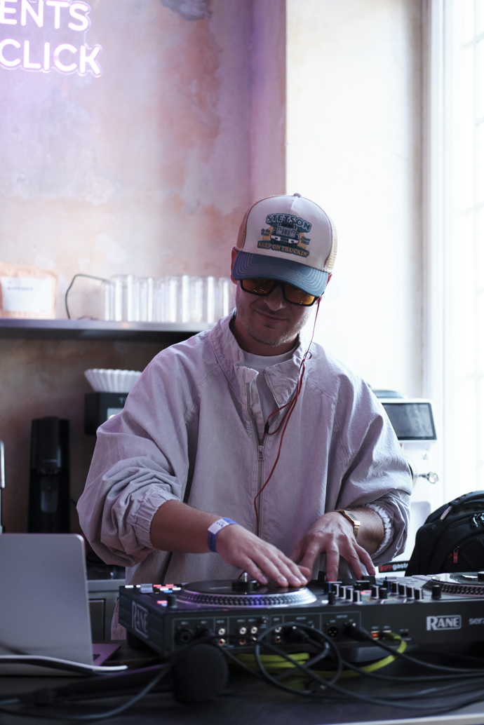 Veev One Brunch Rave Party: Dopoledne plné kreativity a hudby 