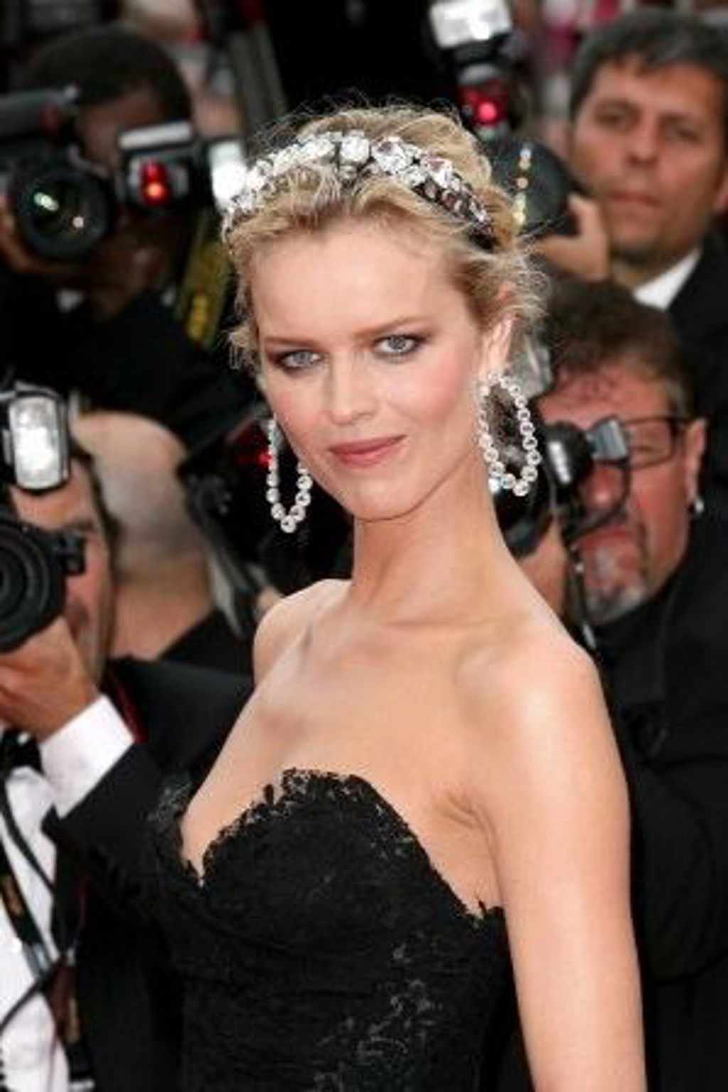 Eva Herzigová pro českou Elle