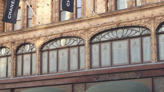 Chanel ovládl britský obchodní dům Harrods