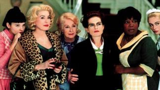 10 nejkrásnějších filmových outfitů, které vás zahřejí