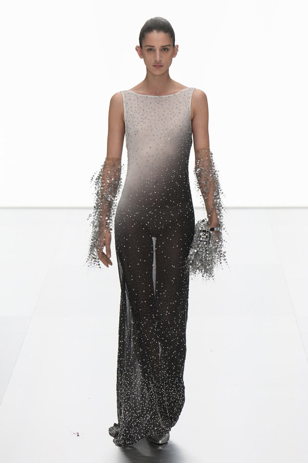 Prohlédněte si kolekci Fendi Couture 2024
Prohlédněte si kolekci Fendi Couture 2024