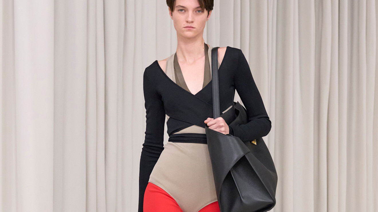 Jak nosit legíny v roce 2025, Ferragamo, SS25