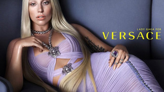 First look: Lady Gaga pro Versace