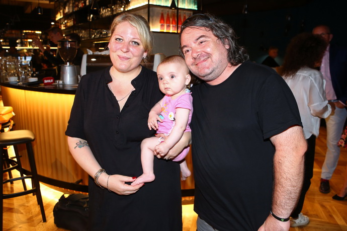 Petra Hapková s manželem a dcerou v roce 2019