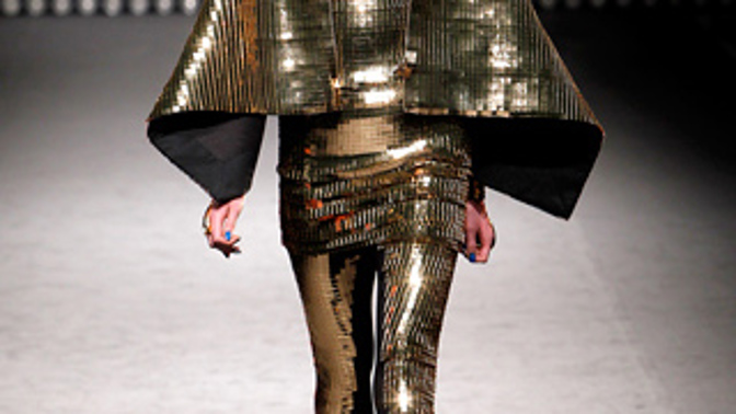 Gareth Pugh A/W 2011