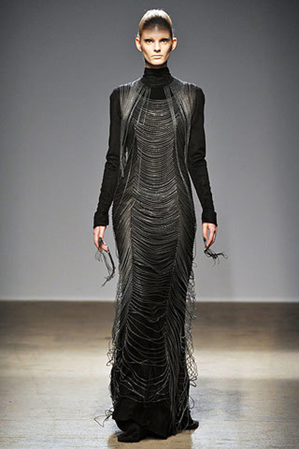 Gareth Pugh, kolekce podzim/zima 2010 Gareth Pugh, kolekce podzim/zima 2010