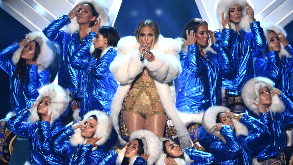 Jennifer Lopez zazářila s diamanty Tiffany na 2018 MTV Video Music Awards Jennifer Lopez zazářila s diamanty Tiffany na 2018 MTV Video Music Awards