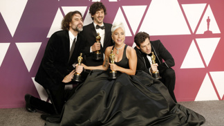 Oscar 2019: 10 nejkrásnějších šatů z červeného koberce