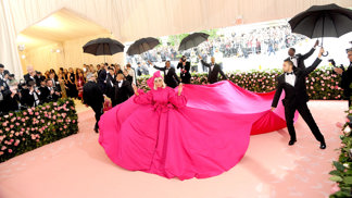Lady GAGA