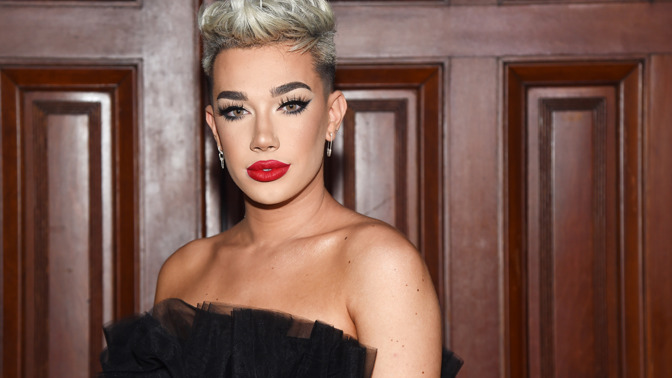 Revoluční i skandální. James Charles je hvězdou i údajným predátorem