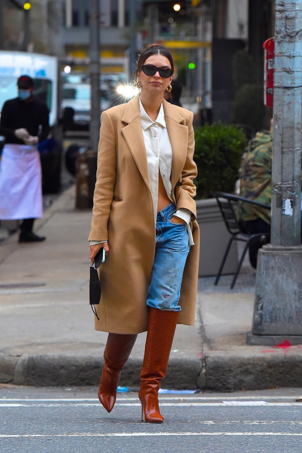 Jak Emily Ratajowski redefinuje těhotenský styl Jak Emily Ratajowski redefinuje těhotenský styl