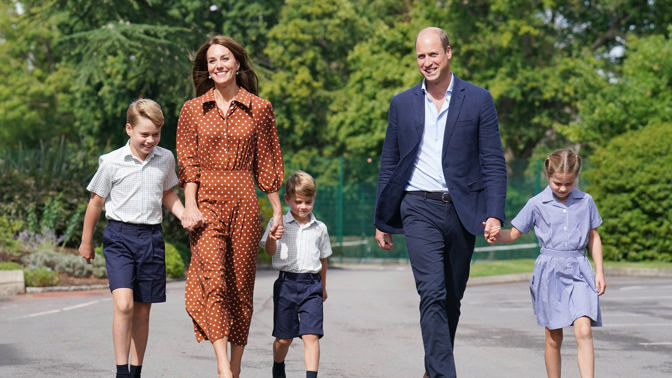  

Princezna Kate a princ William s jejich dětmi. Uvidíme je už brzy opět pohromadě? 
