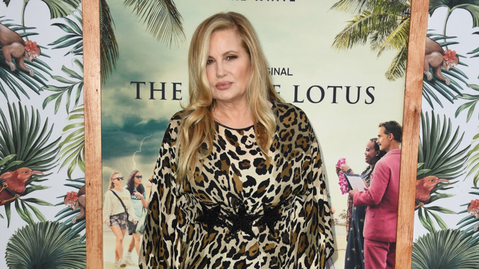 Není to jen Stifflerova máma. Jennifer Coolidge je cool jako málokdo 