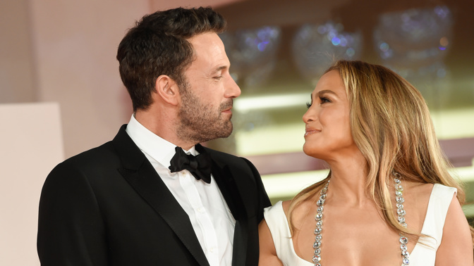  

Novomanželé Ben Affleck a Jennifer Lopez
