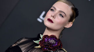 Elle Fanning 
