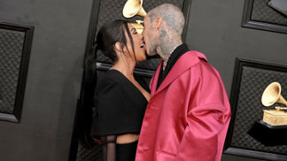 Kourtney Kardashian a Travis Barker

