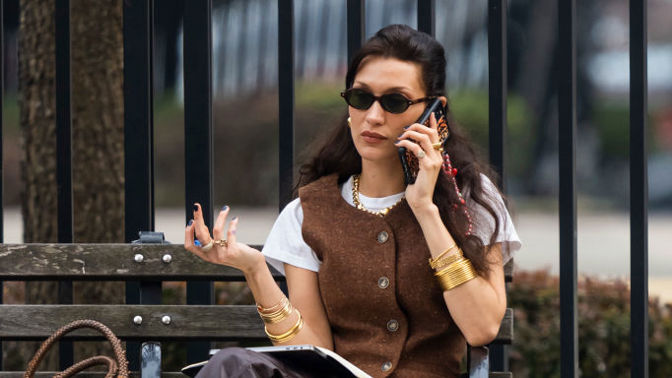 Bella Hadid ve vestě