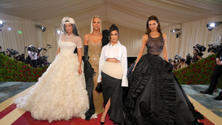  

Sestry z klanu Kardashian-Jenner
