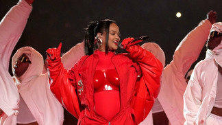  

Rihanna na finále Super Bowl
