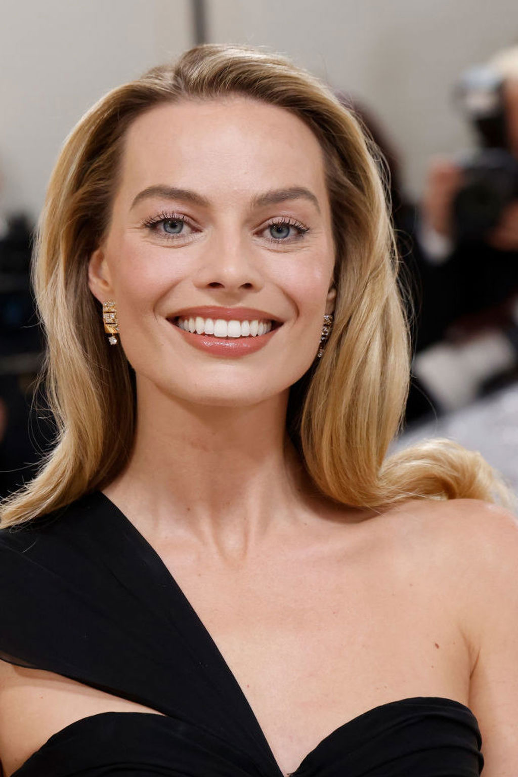 Margot Robbie porodila syna