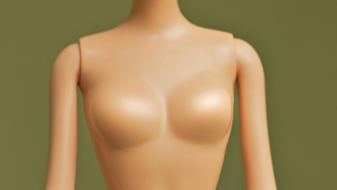 Barbie botox
Barbie botox