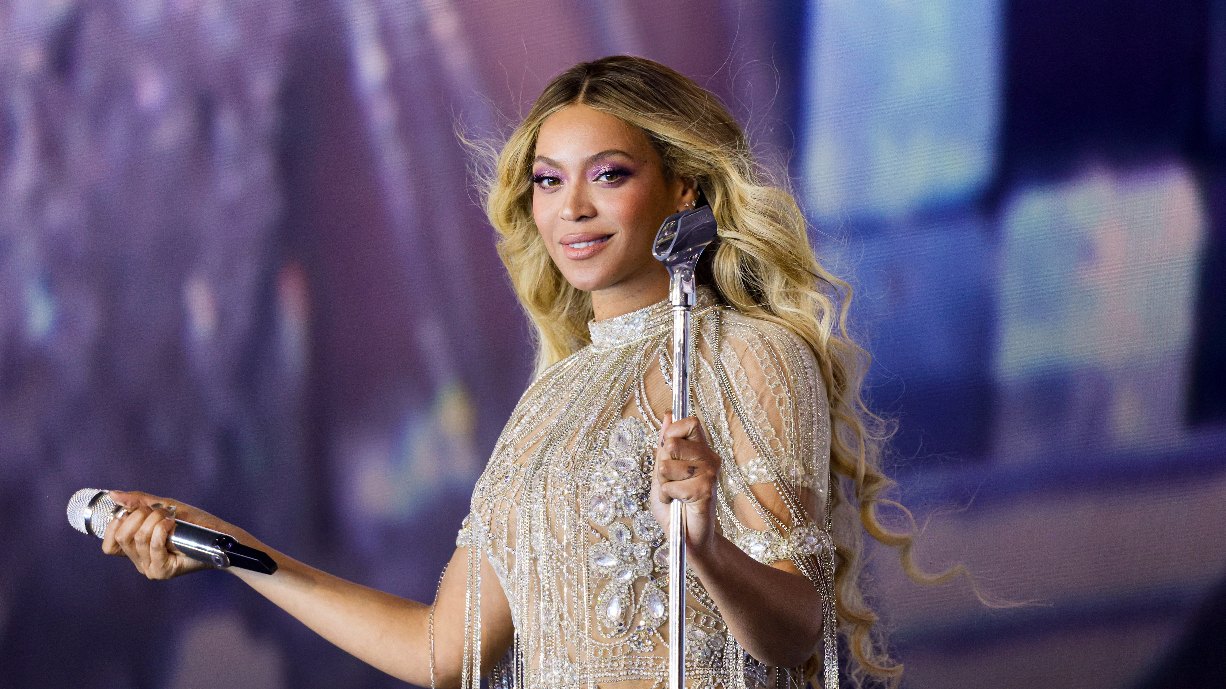  

Beyoncé
