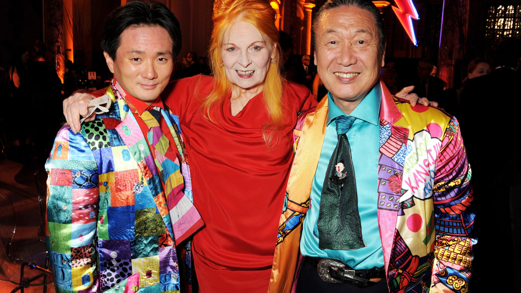 Zemřel Kansai Yamamoto – samouk tvořící pro Bowieho i Louis Vuitton Zemřel Kansai Yamamoto – samouk tvořící pro Bowieho i Louis Vuitton