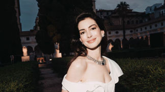 Anne Hathaway na Bulgari party
