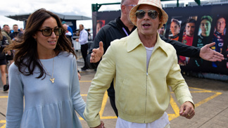  

Brad Pitt a Ines de Ramon
