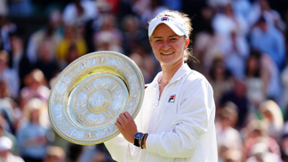  

Barbora Krejčíková, vítězka Wimbledonu 2024

