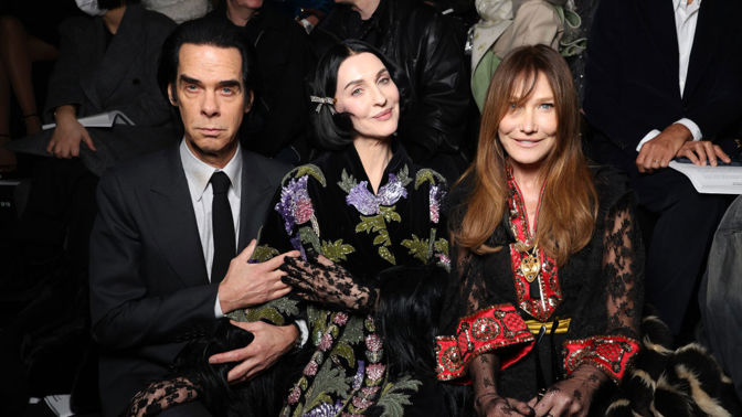 Nick Cave, Susie Cave a Carla Bruni, Valentino Haute Coutre Spring Summer 2025