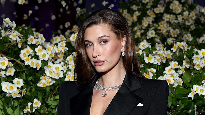 Hailey Bieber