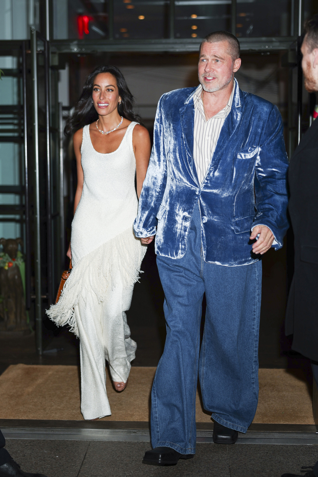 Brad Pitt a Ines de Ramon v průběhu jejich vztahu Brad Pitt a Ines de Ramon v průběhu jejich vztahu