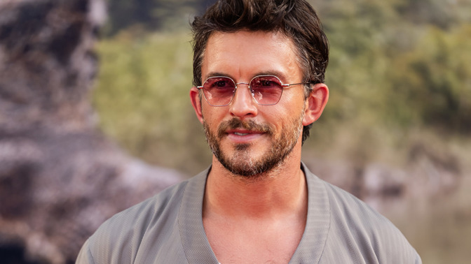  Jonathan Bailey