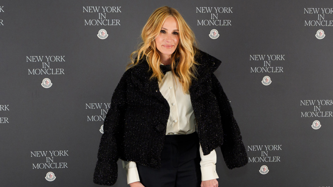 Kulma, na kterou nedá dopustit Julia Roberts. S tímto nástrojem zvládnete vlny, i když jste dosud nevěděla, jak na to Kulma, na kterou nedá dopustit Julia Roberts. S tímto nástrojem zvládnete vlny, i když jste dosud nevěděla, jak na to