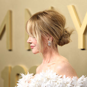 Čtyři účesy z Emmy 2026, které si zamilujete i vy: Pixie, ofina nebo baby bob