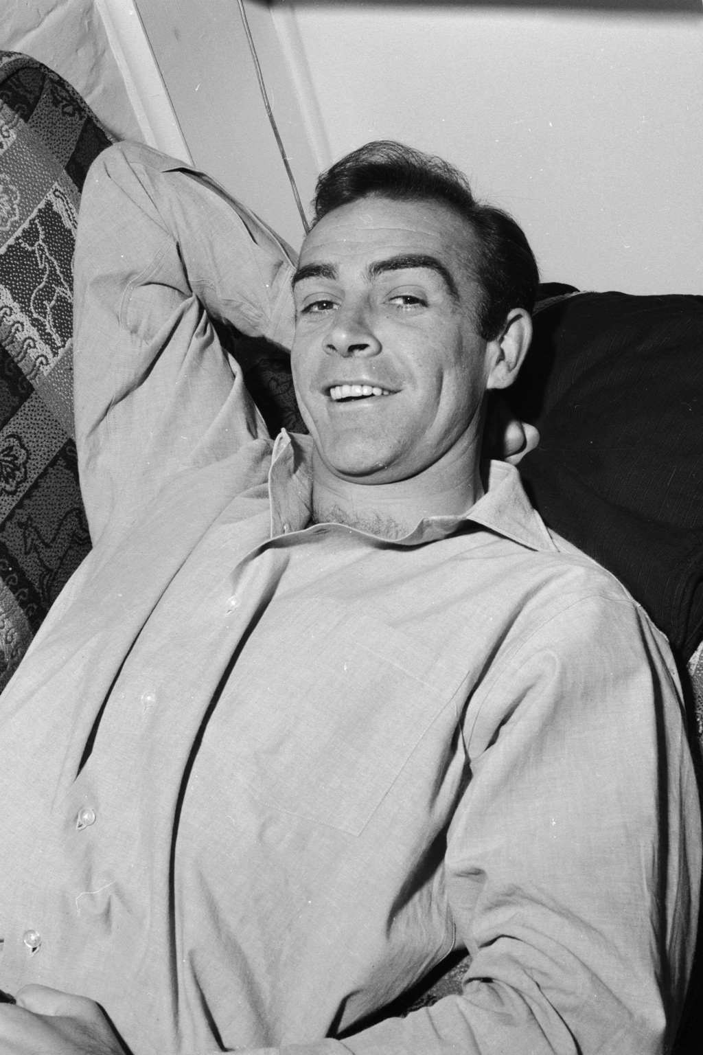 Sean Connery u sebe doma v Londýně. | 1962
Sean Connery u sebe doma v Londýně. | 1962