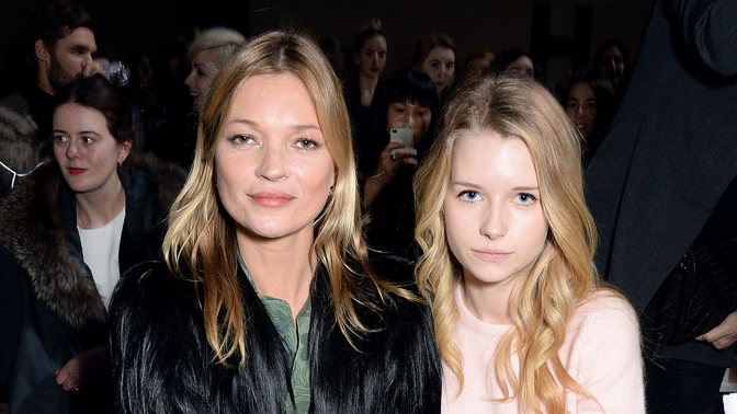  

Kate Moss a Lottie Moss dělí 24 let
