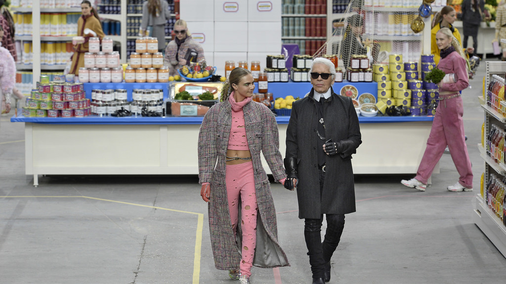 CHANEL CHANEL
