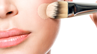  

Make-up pro pórovitou pleť
