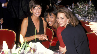  

 

Linda Evangelista, Naomi Campbell a Christy Turlington 

 

