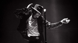  

Michael Jackson
