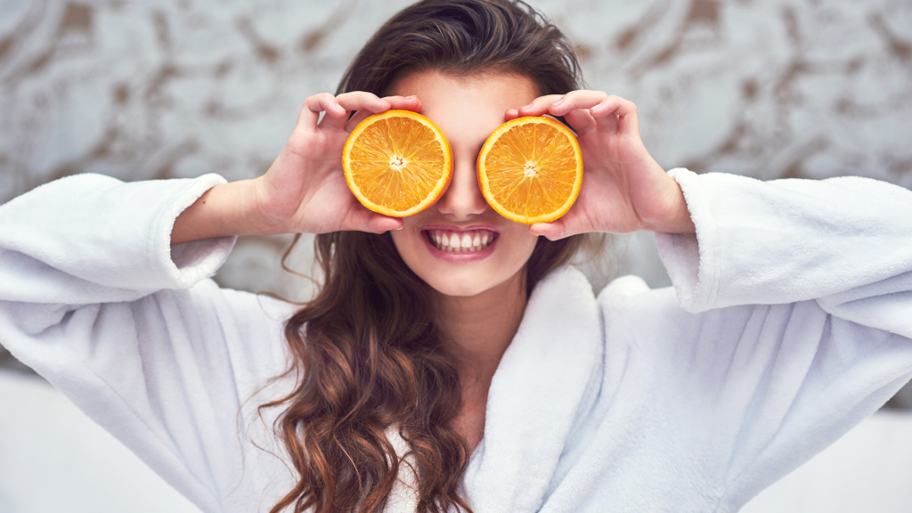 Vitamin C - superpomocník pro vaši pleť 