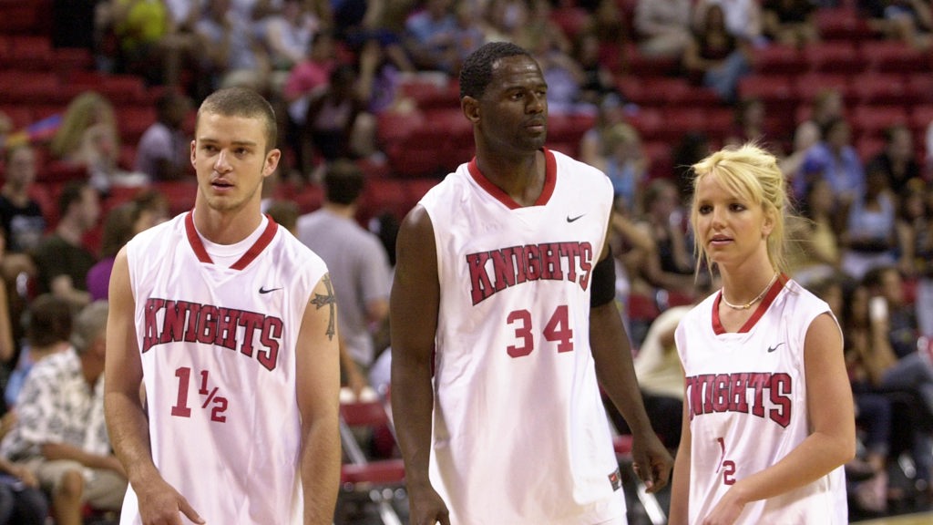Britney Spears a Justin Timberlake při basketballu
Britney Spears a Justin Timberlake při basketballu