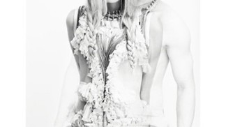 Givenchy: Po transsexuálovi albín