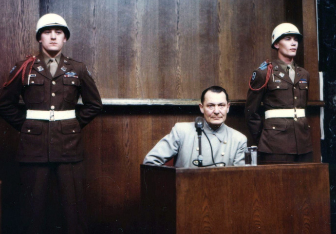 Hermann Göring u výslechu Hermann Göring u výslechu