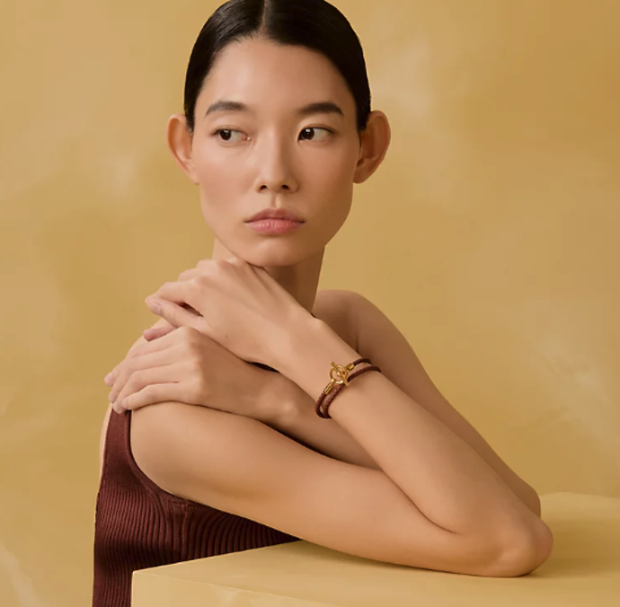 Hermès, 9700 Kč Hermès, 9700 Kč