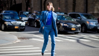 Hot v obleku jako street style hvězdy