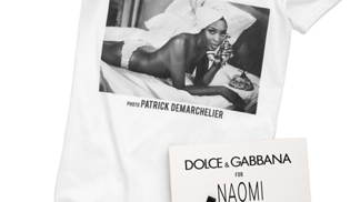Hřejte si Naomi Campbell na prsou