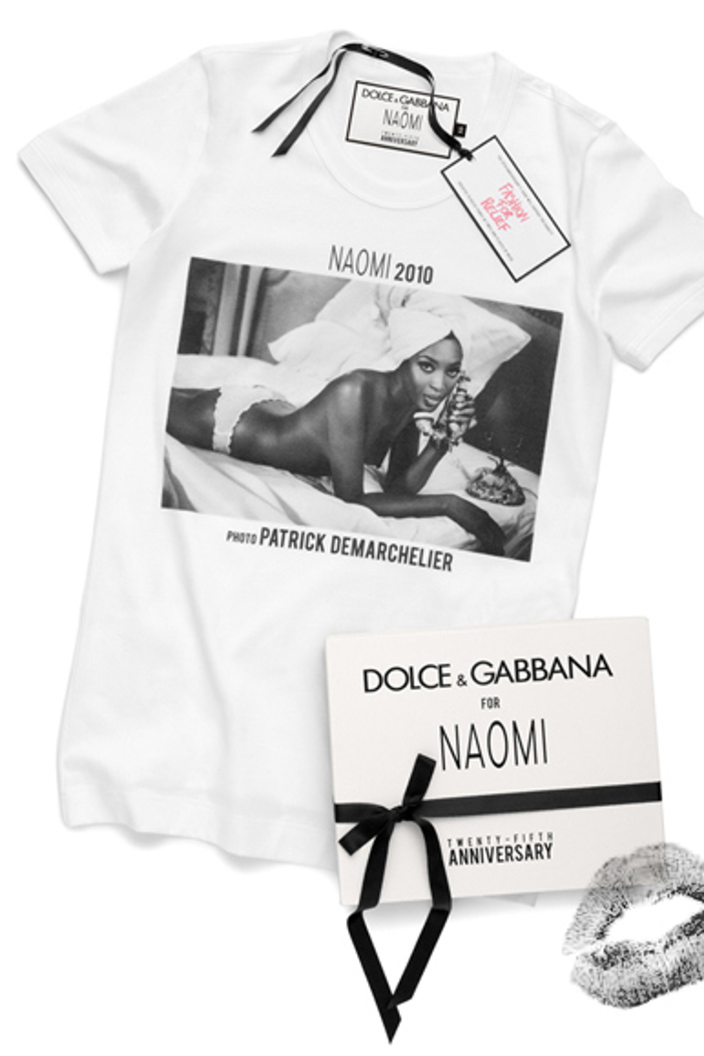 Hřejte si Naomi Campbell na prsou Hřejte si Naomi Campbell na prsou